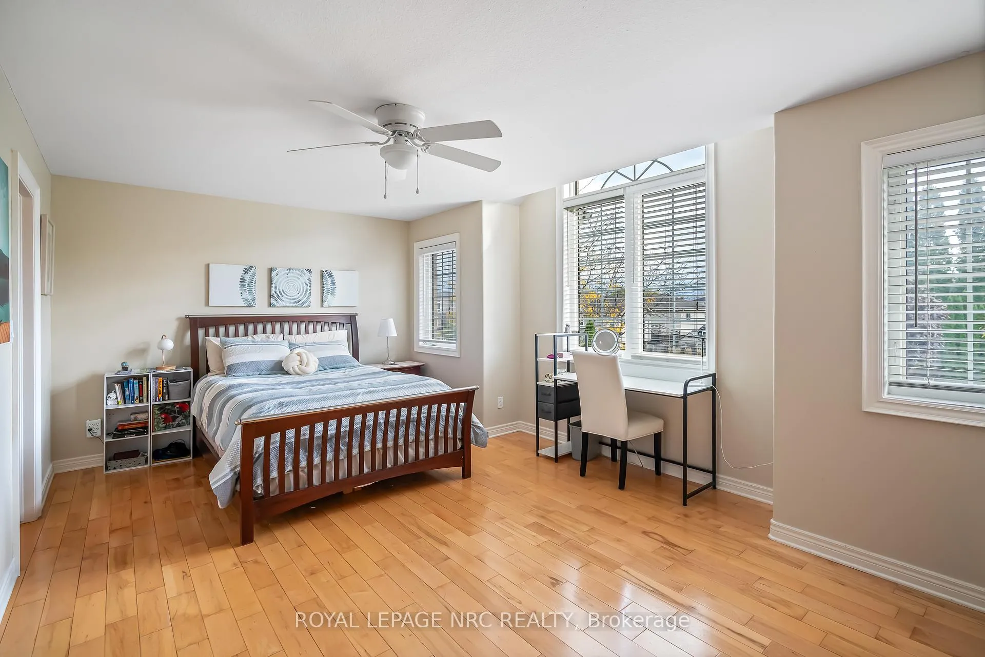 Photo 16 of 5255 White Dove Parkway, Niagara Falls, Ascot — HOMEH