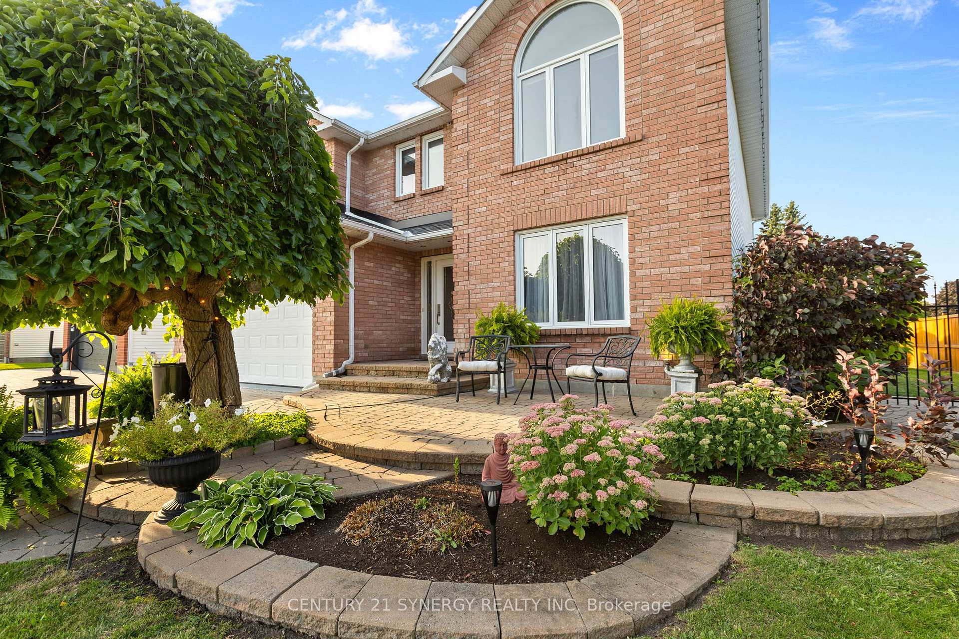 Photo 2 of 711 Merkley Drive, Ottawa, Fallingbrook/Pineridge — HOMEH