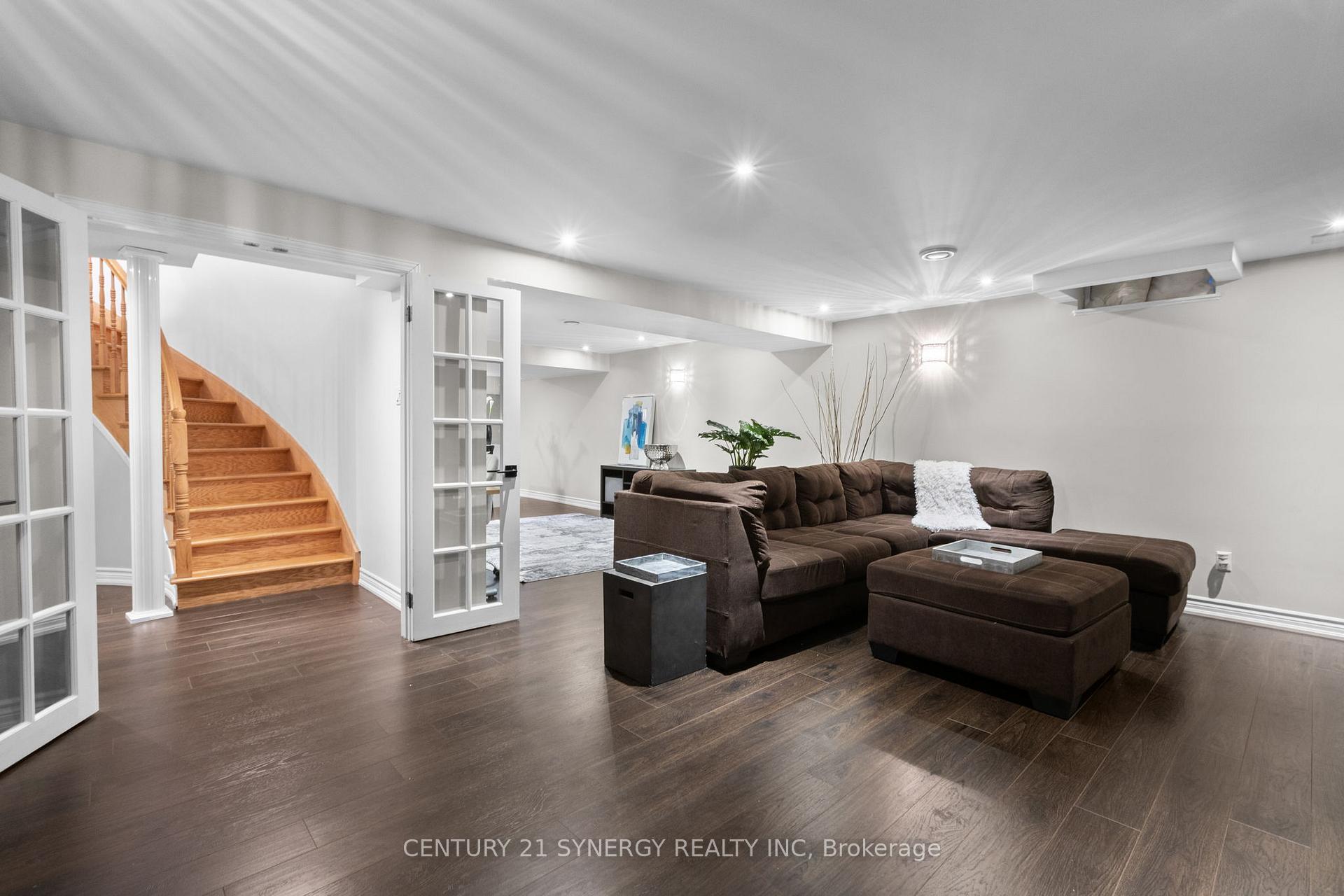 Photo 38 of 711 Merkley Drive, Ottawa, Fallingbrook/Pineridge — HOMEH