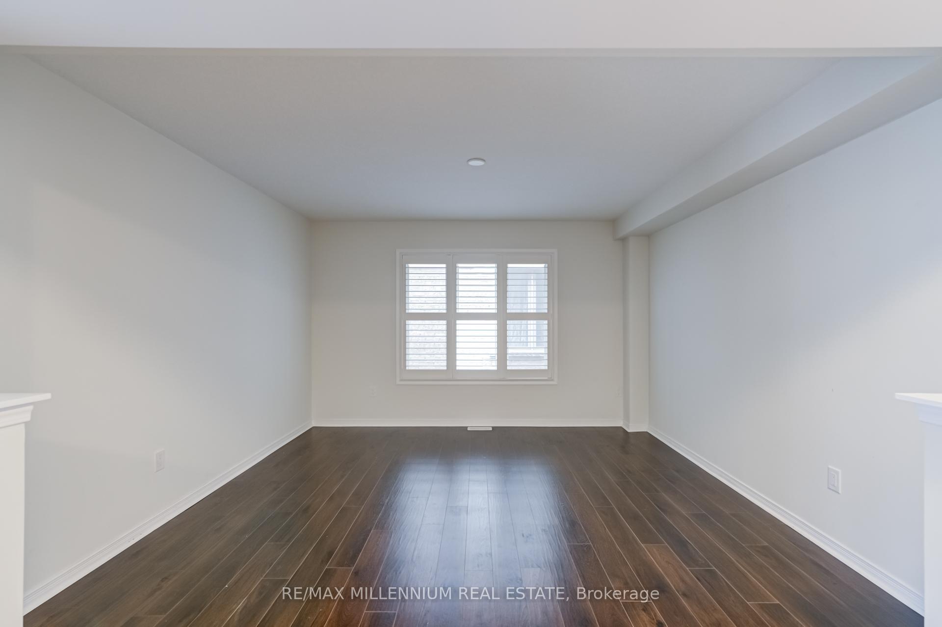 Photo 12 of 7761 Butternut Boulevard, Niagara Falls, Brown — HOMEH