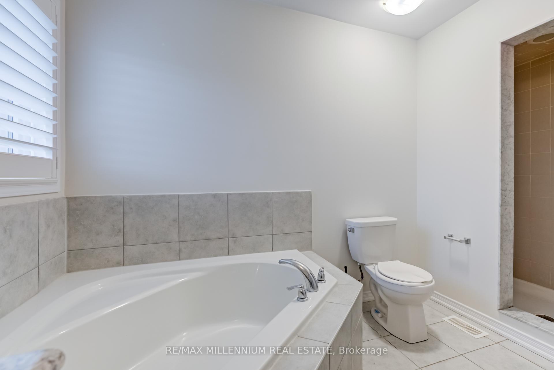 Photo 21 of 7761 Butternut Boulevard, Niagara Falls, Brown — HOMEH