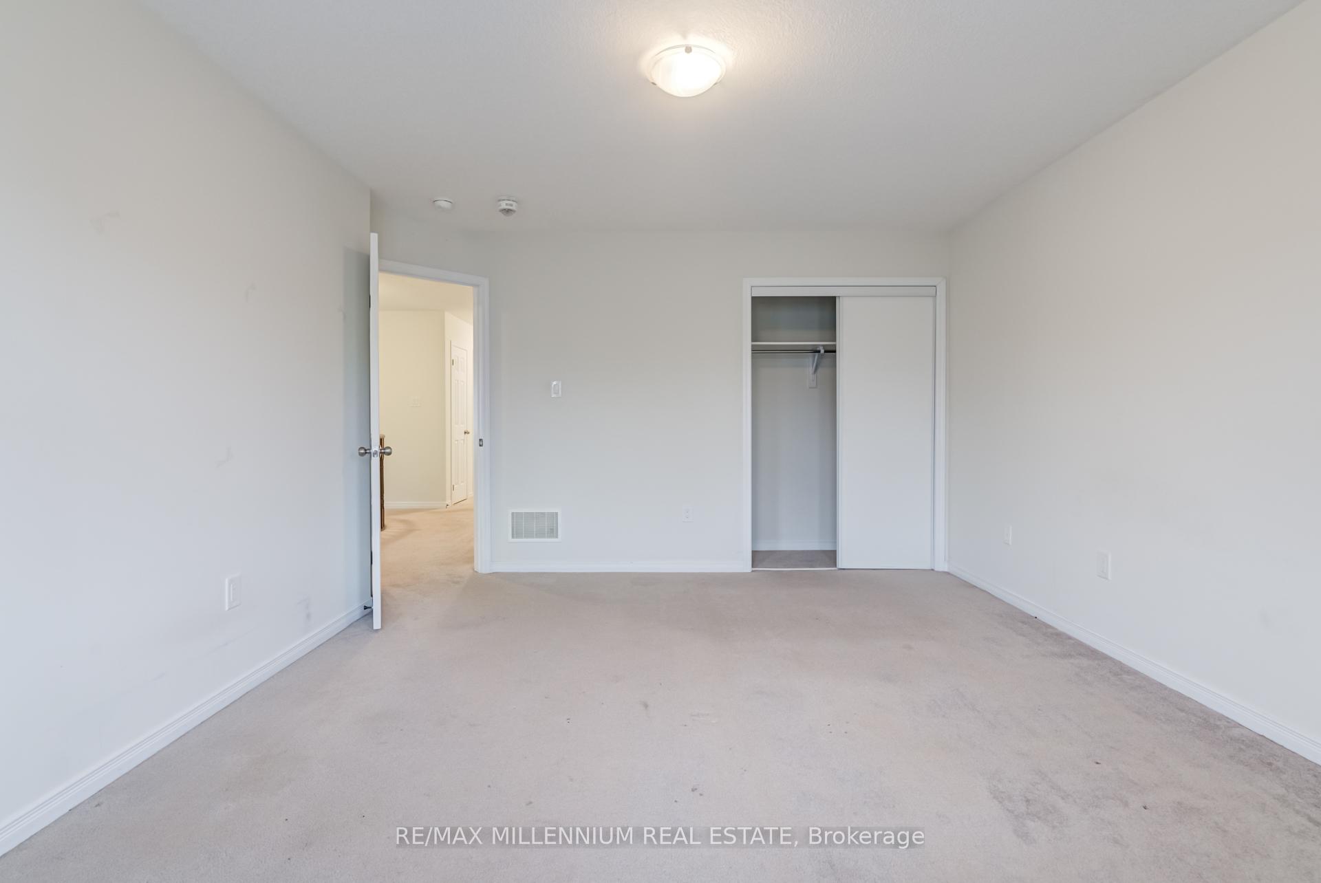 Photo 25 of 7761 Butternut Boulevard, Niagara Falls, Brown — HOMEH