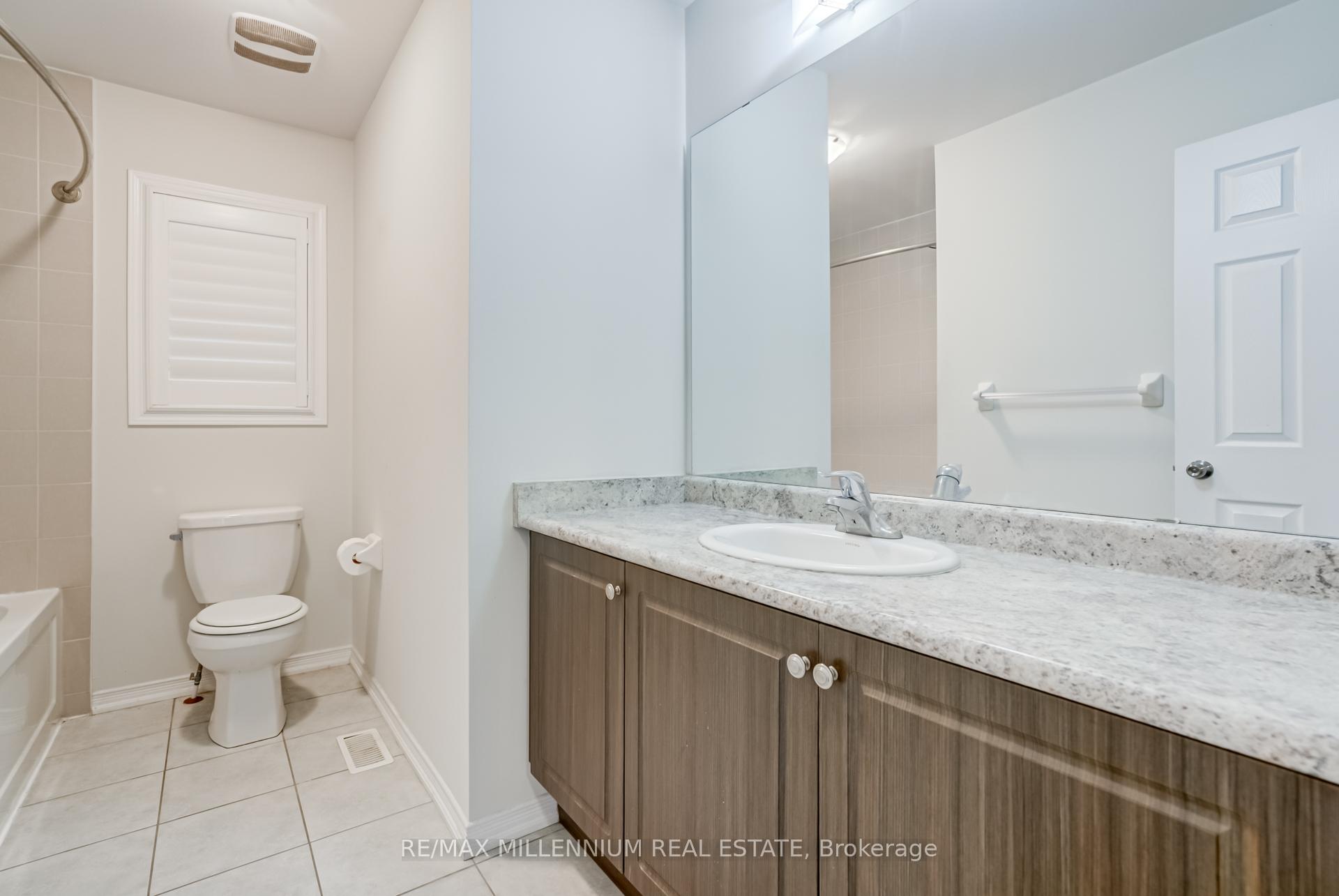 Photo 28 of 7761 Butternut Boulevard, Niagara Falls, Brown — HOMEH