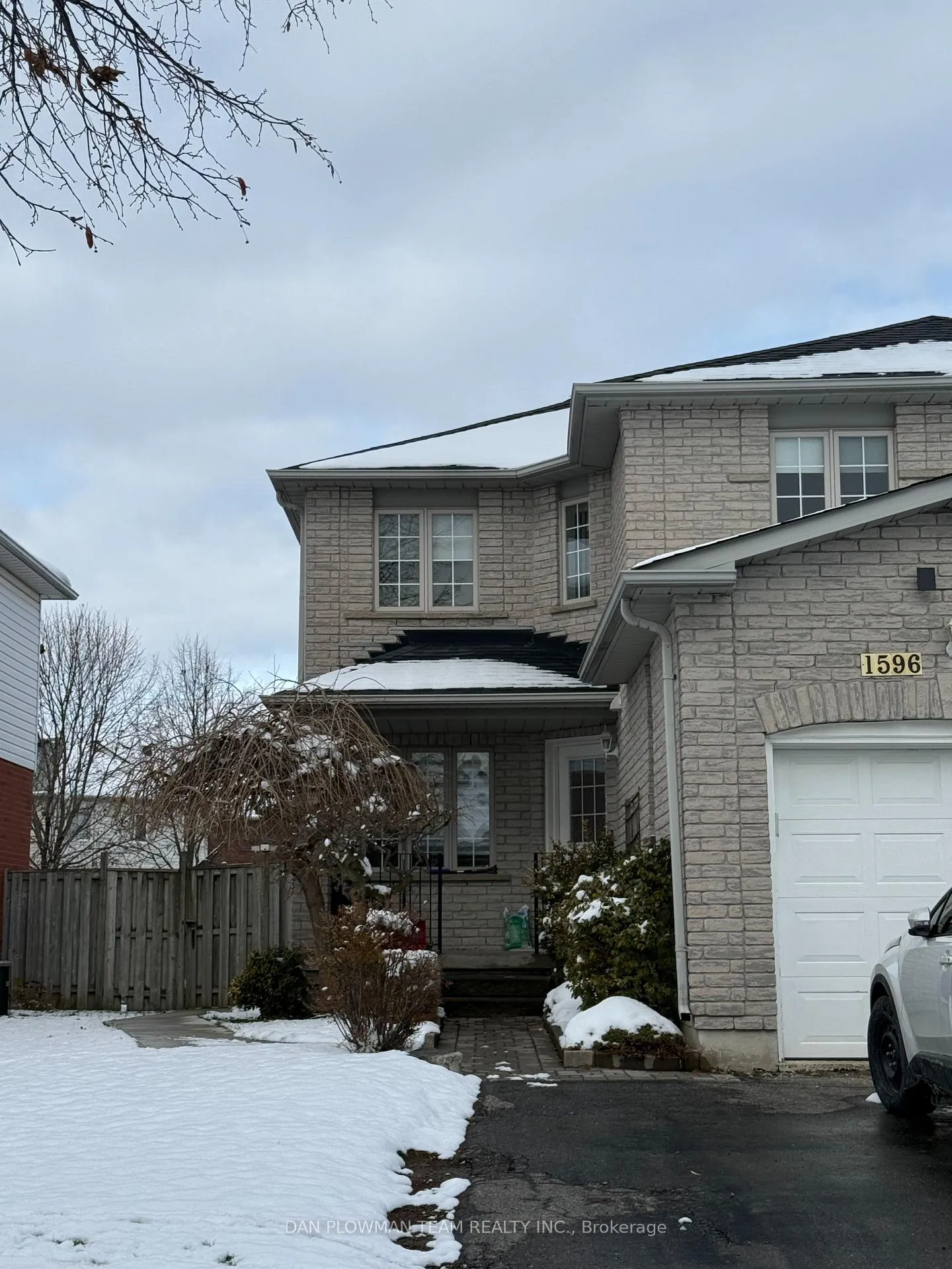 Photo 1 of 1596 Fieldgate Drive, Oshawa, Samac — HOMEH