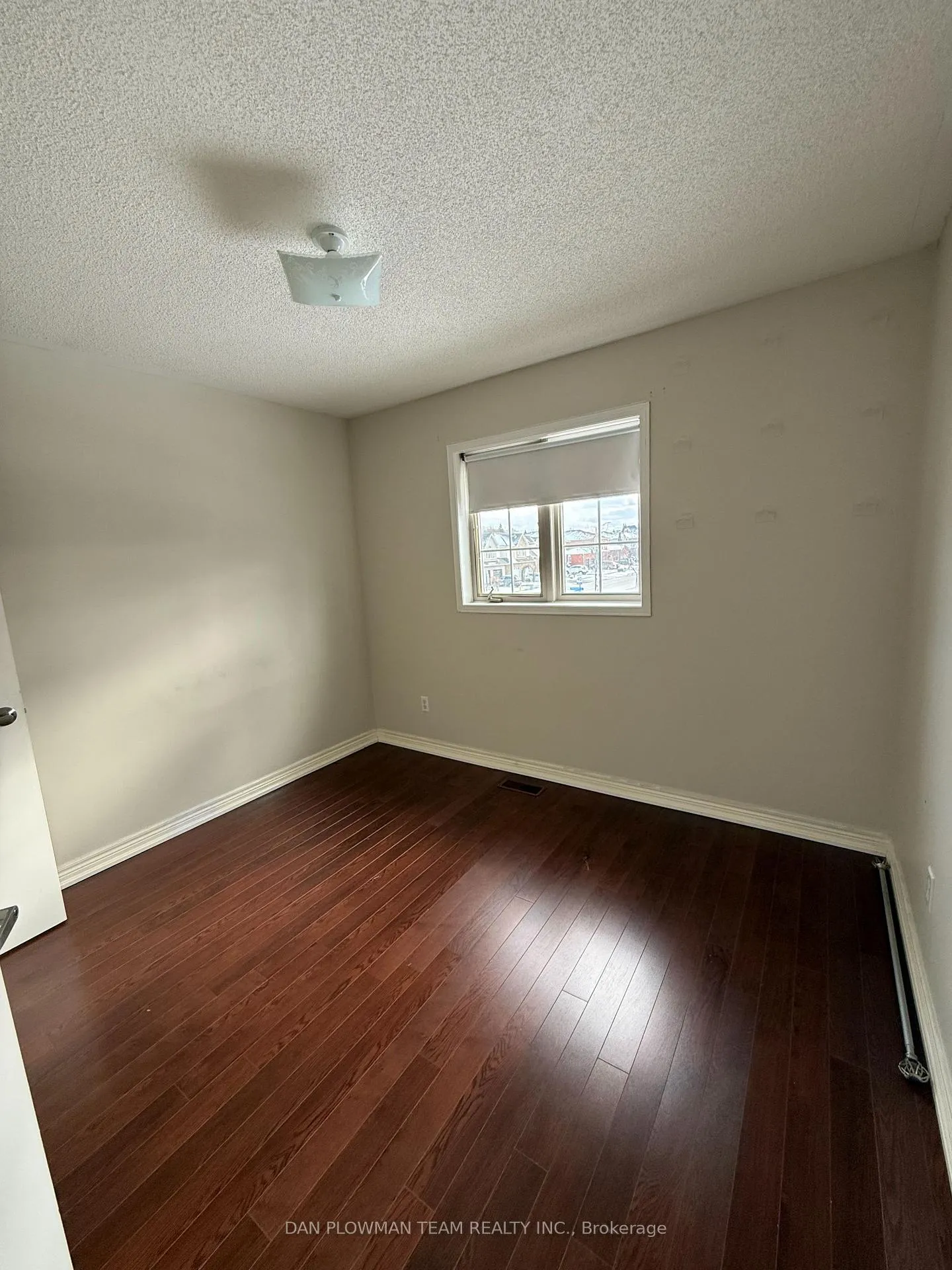 Photo 6 of 1596 Fieldgate Drive, Oshawa, Samac — HOMEH