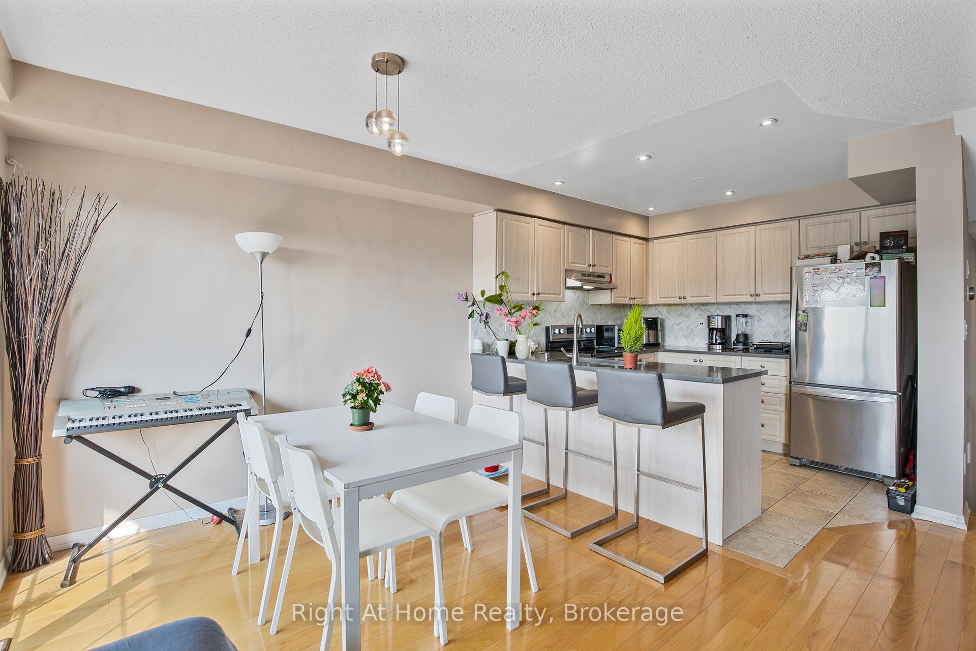 Photo 9 of Unit 60, 620 Ferguson Drive, Milton, Beaty — HOMEH