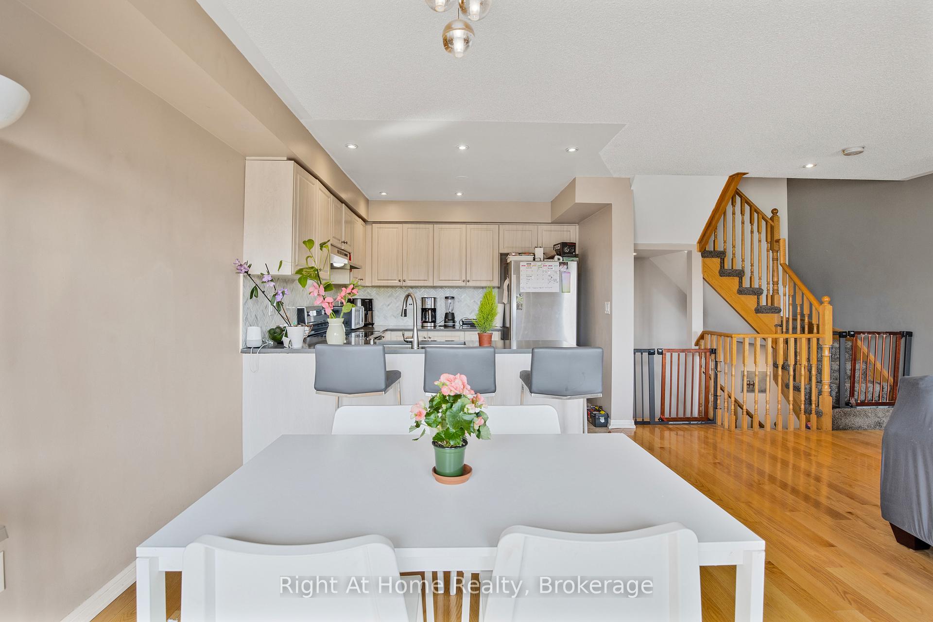 Photo 10 of Unit 60, 620 Ferguson Drive, Milton, Beaty — HOMEH