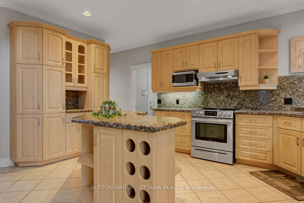 Photo 12 of 6472 Beausejour Drive S, Ottawa, Chateauneuf — HOMEH