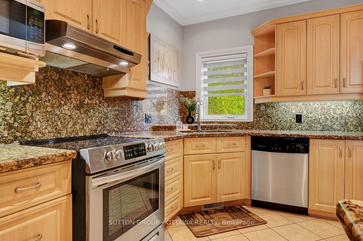 Photo 14 of 6472 Beausejour Drive S, Ottawa, Chateauneuf — HOMEH