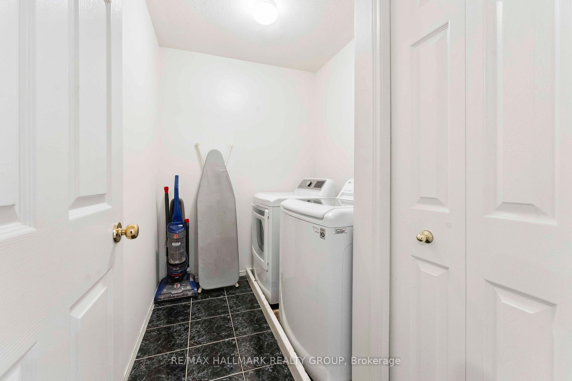 Photo 16 of 551 Chardonnay Drive, Ottawa, Avalon East — HOMEH