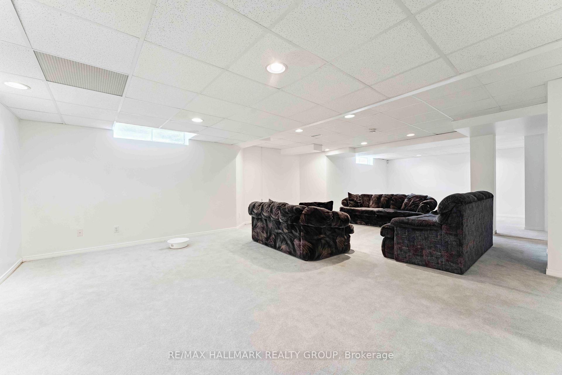 Photo 18 of 551 Chardonnay Drive, Ottawa, Avalon East — HOMEH