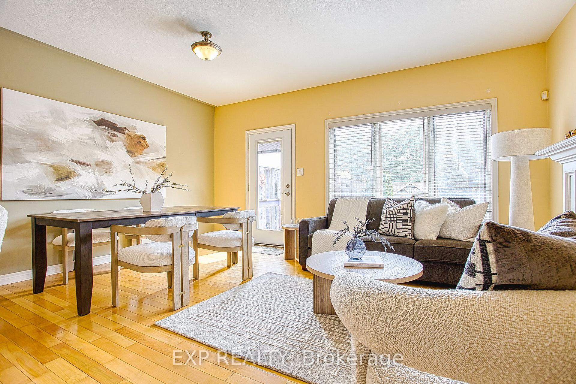Photo 15 of 2362 Walker Court, Niagara Falls, Stamford — HOMEH
