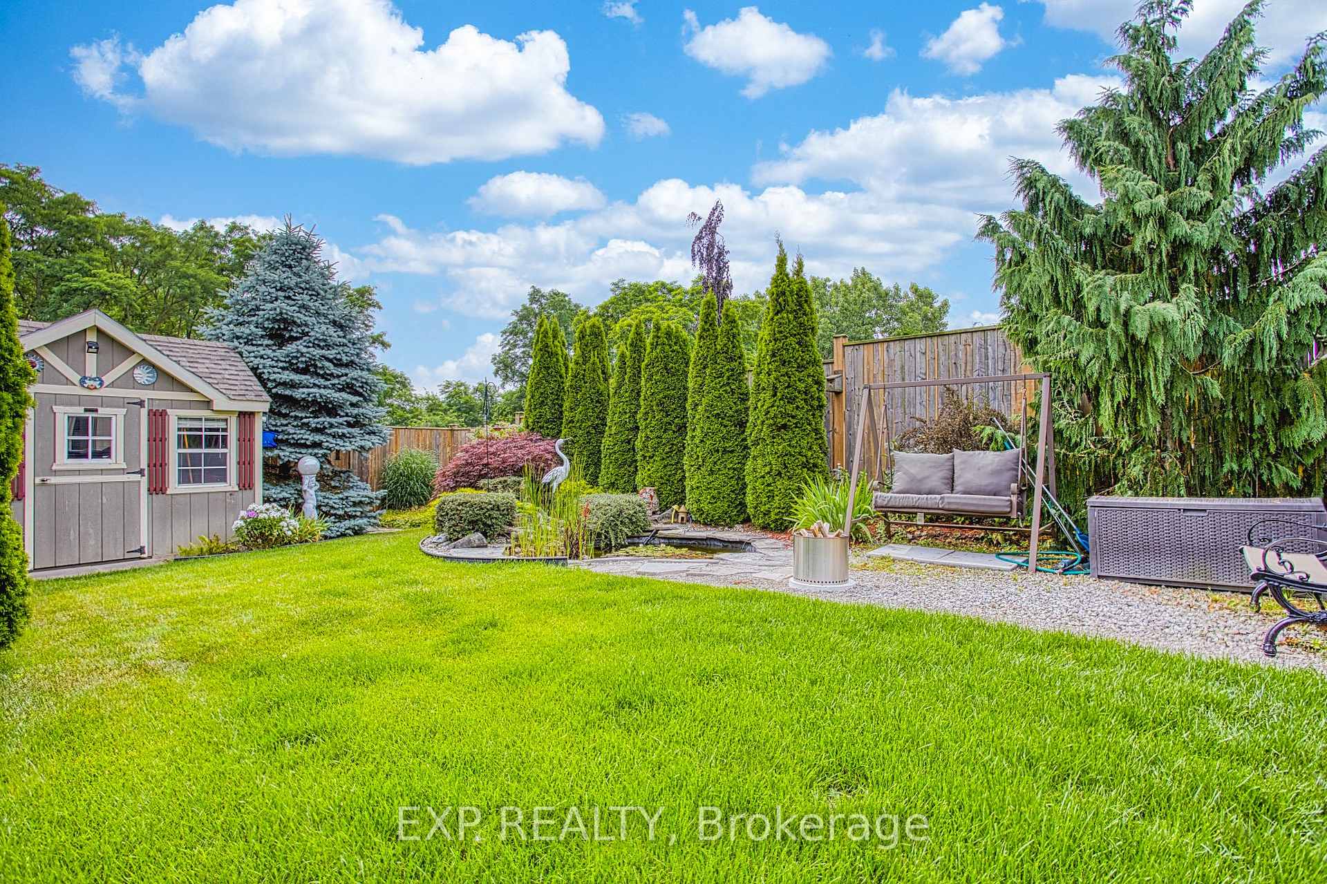 Photo 32 of 2362 Walker Court, Niagara Falls, Stamford — HOMEH