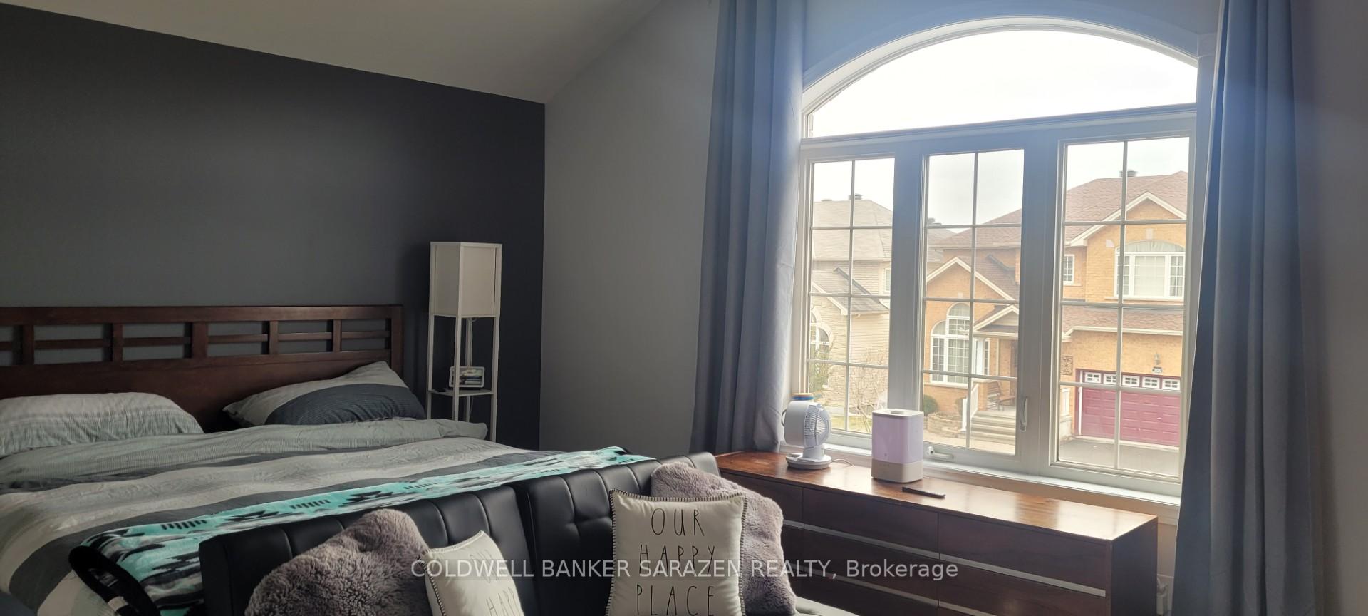 Photo 8 of 306 Saddleridge Drive, Ottawa, Mer Bleue/Bradley Estates/Anderson Park — HOMEH