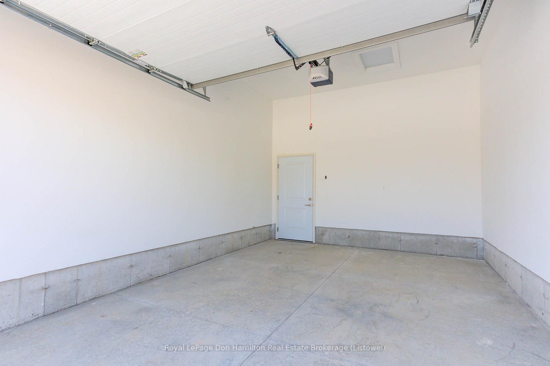 Photo 32 of 272 Queen Street S, North Perth, Elma — HOMEH