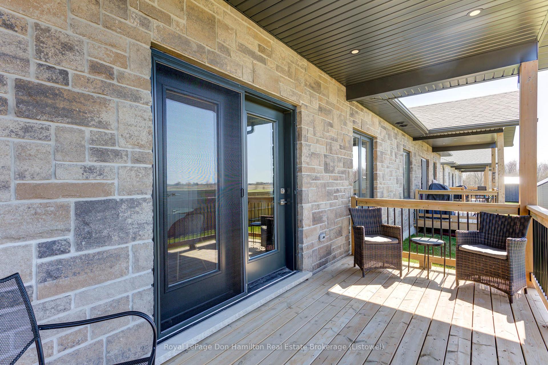 Photo 37 of 272 Queen Street S, North Perth, Elma — HOMEH