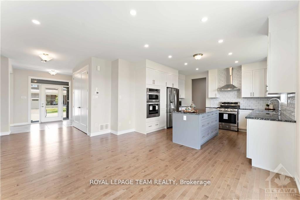 Photo 5 of 838 Mercier Crescent S, Ottawa, Chapel Hill South - Orleans Village — HOMEH