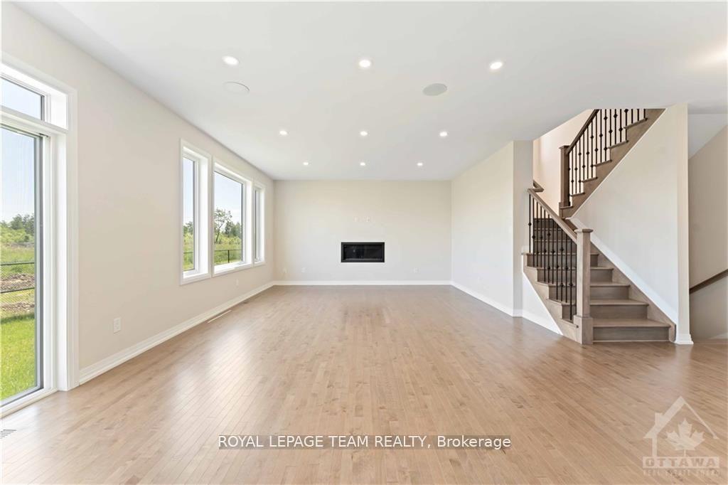 Photo 8 of 838 Mercier Crescent S, Ottawa, Chapel Hill South - Orleans Village — HOMEH