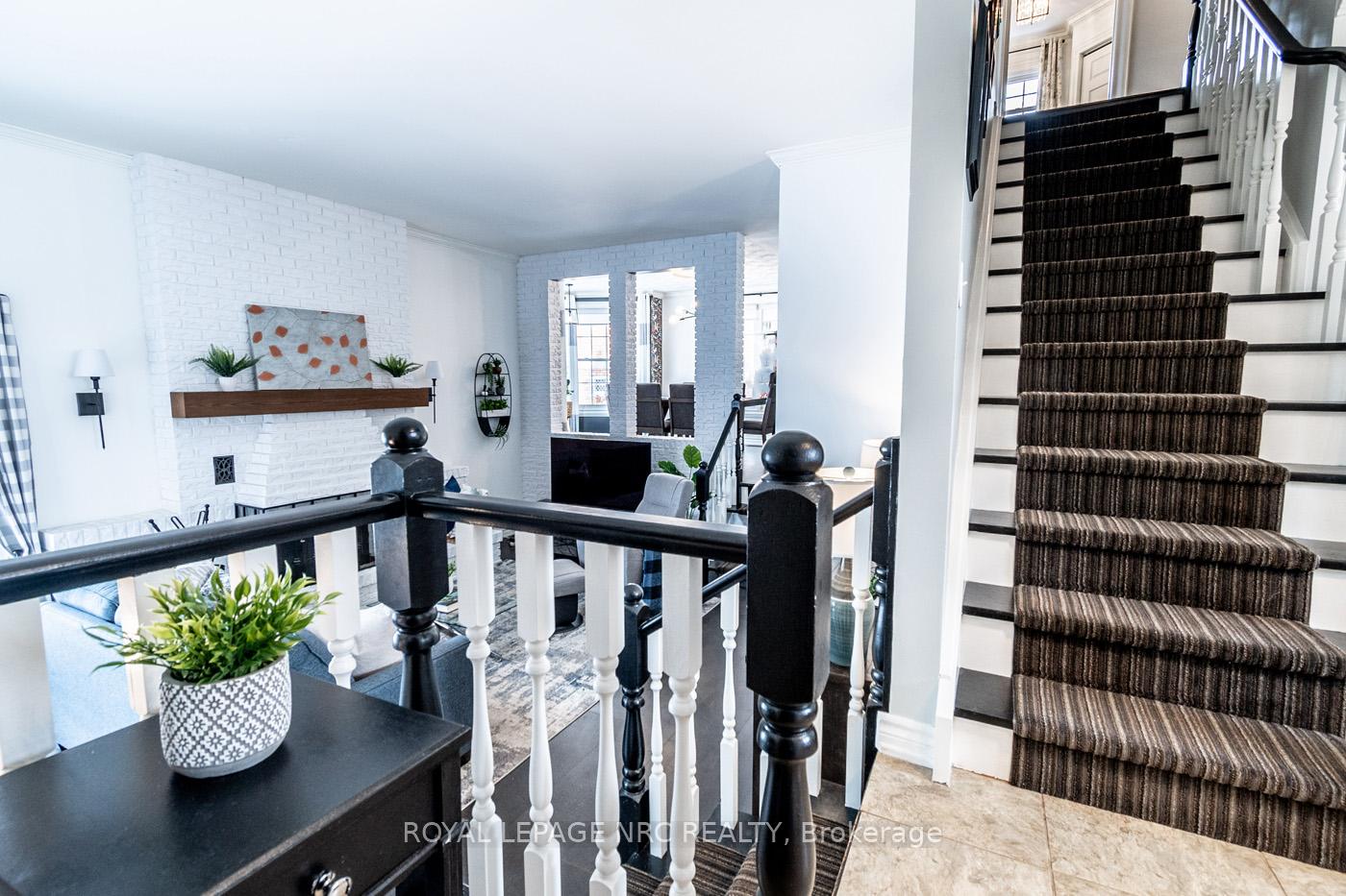 Photo 29 of 10 Vinemount Drive, Pelham, Fonthill — HOMEH