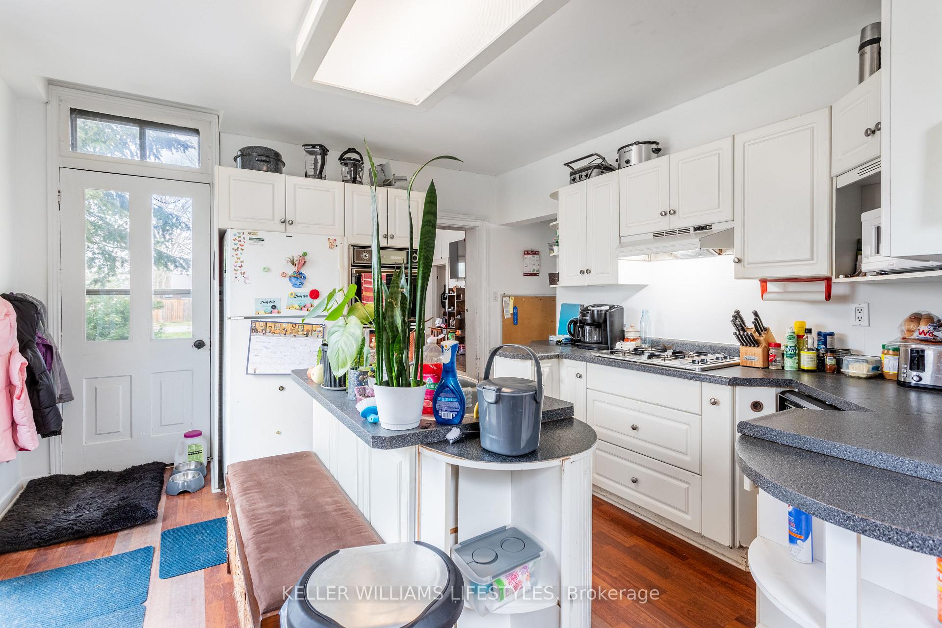 Photo 12 of 167 Broadway Street, North Middlesex, Parkhill — HOMEH