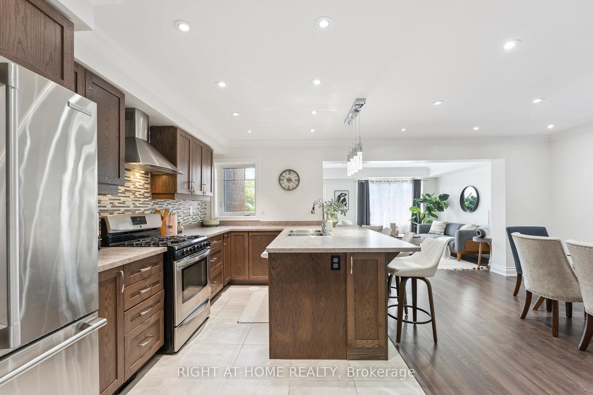 Photo 19 of 1137 Duignan Crescent, Milton, Ford — HOMEH