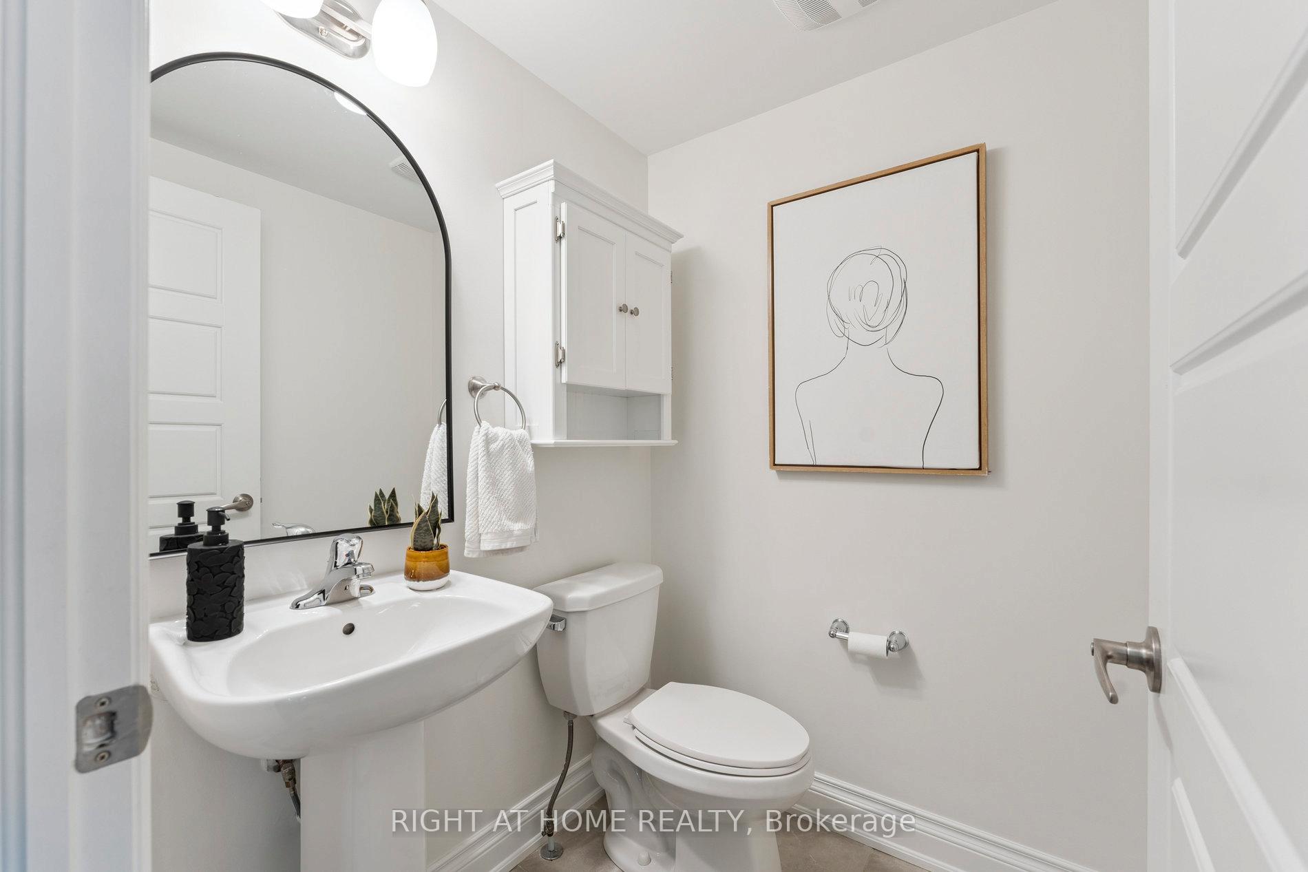 Photo 20 of 1137 Duignan Crescent, Milton, Ford — HOMEH