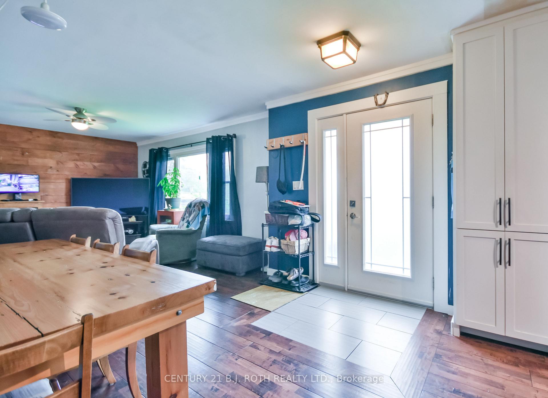 Photo 9 of 13 Fitton Heights, Orillia — HOMEH