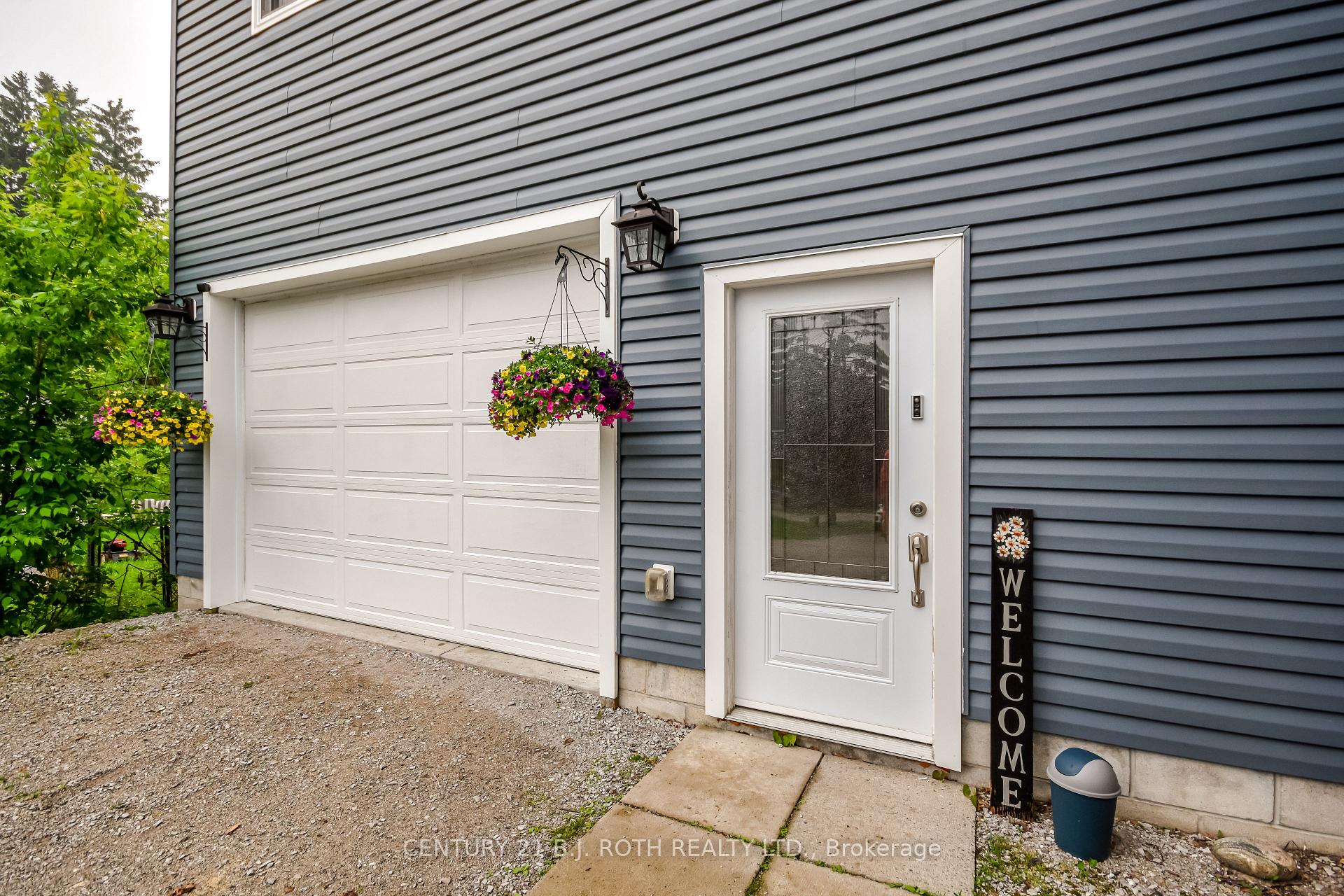 Photo 17 of 13 Fitton Heights, Orillia — HOMEH