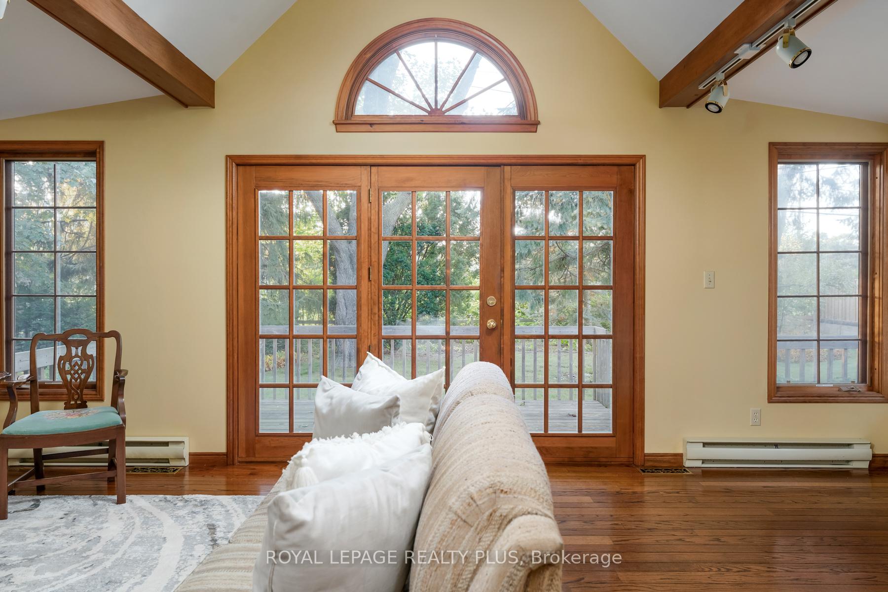 Photo 21 of 935 Hedge Drive, Mississauga, Lakeview — HOMEH
