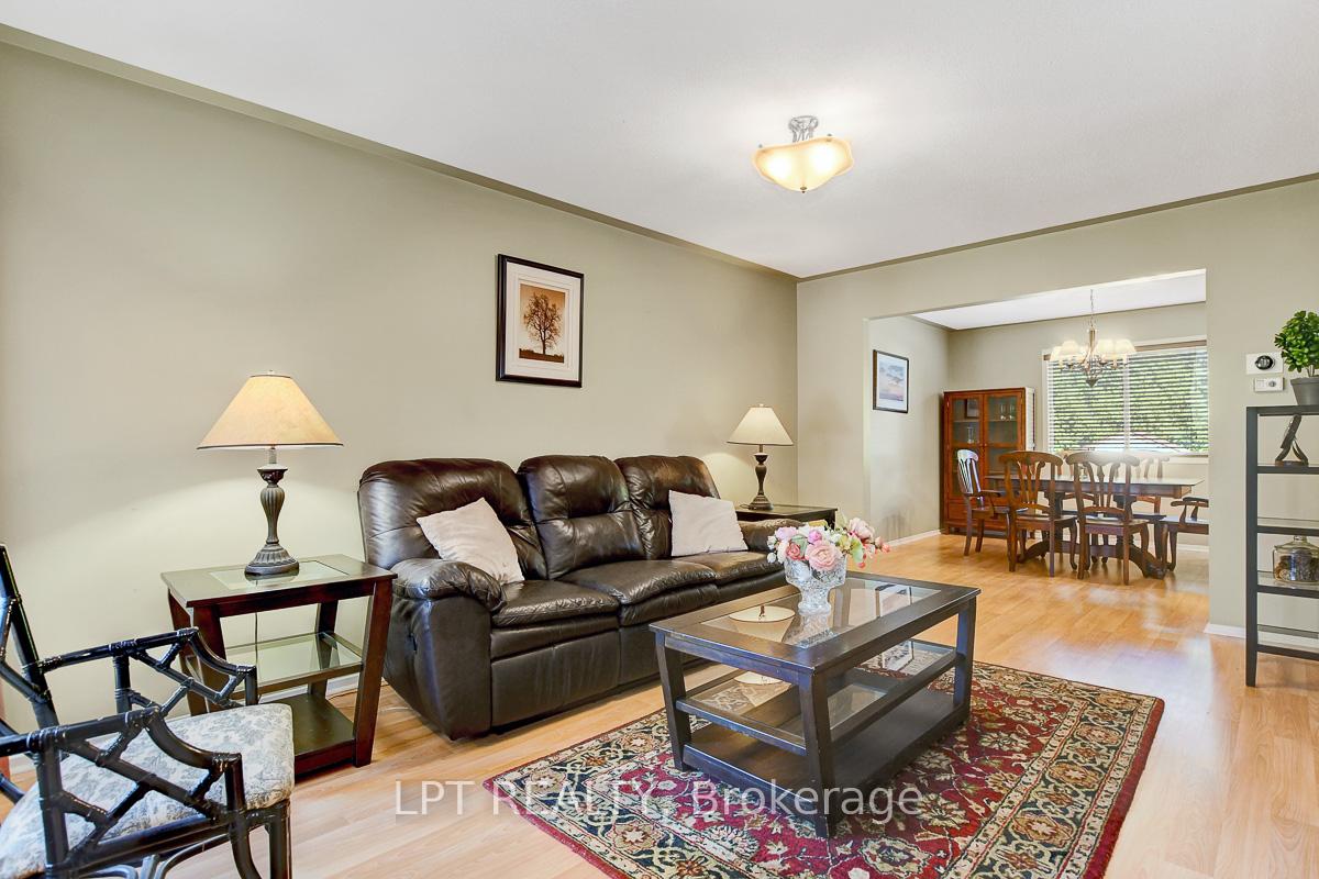 Photo 6 of 611 Tourelle Drive, Ottawa, Fallingbrook/Gardenway South — HOMEH