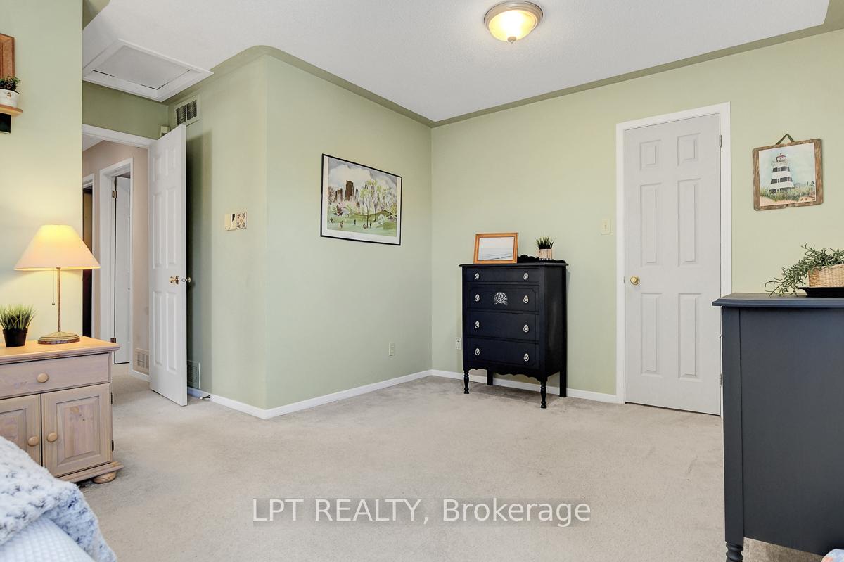 Photo 22 of 611 Tourelle Drive, Ottawa, Fallingbrook/Gardenway South — HOMEH