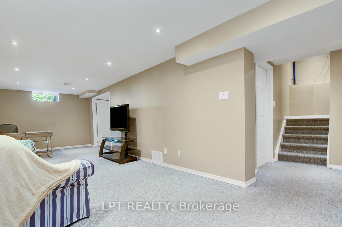 Photo 34 of 611 Tourelle Drive, Ottawa, Fallingbrook/Gardenway South — HOMEH