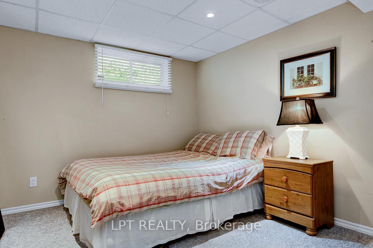 Photo 39 of 611 Tourelle Drive, Ottawa, Fallingbrook/Gardenway South — HOMEH
