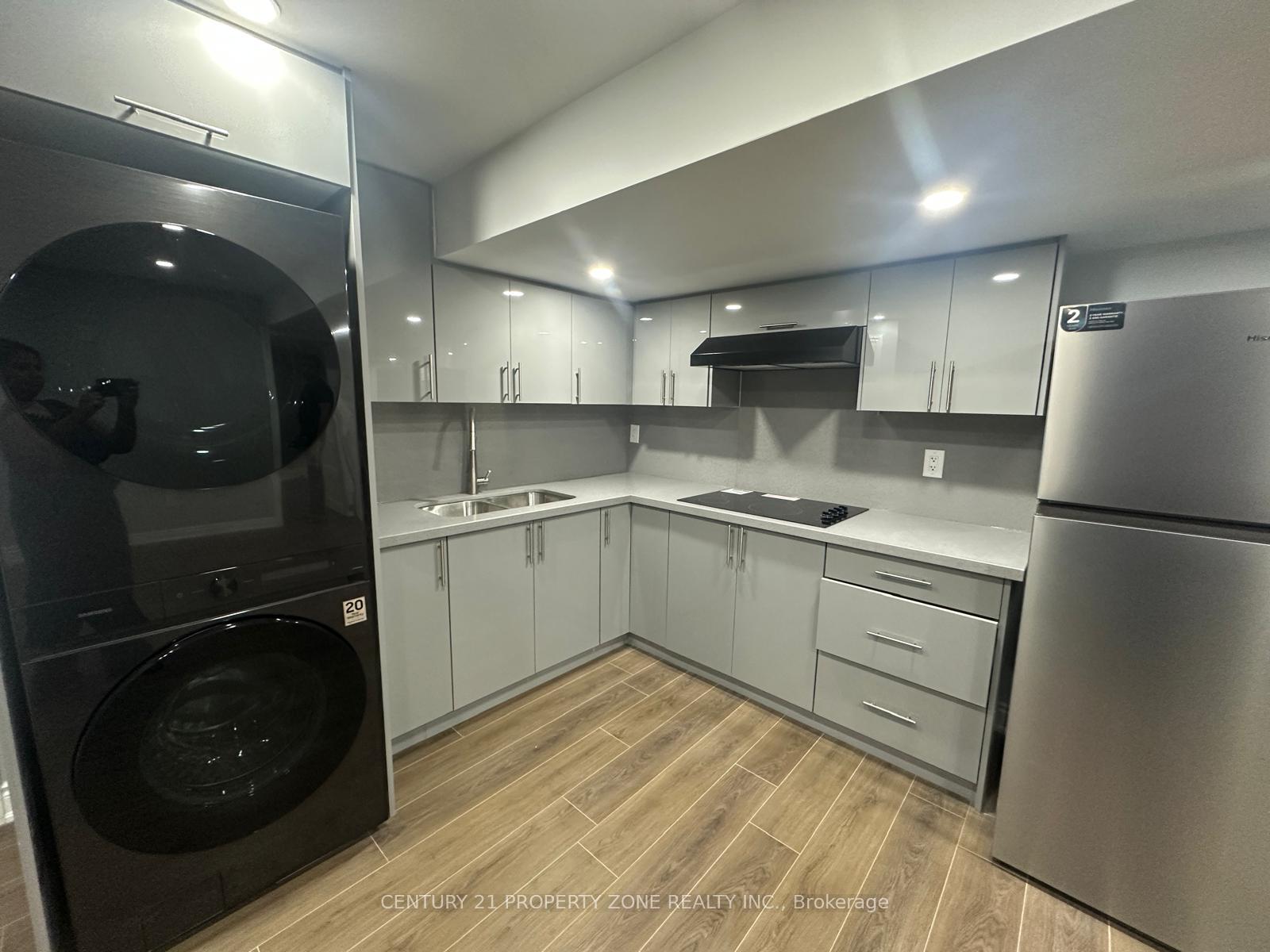 Photo 10 of Unit lower unit, 1394 lobelia Crescent, Milton, Walker — HOMEH