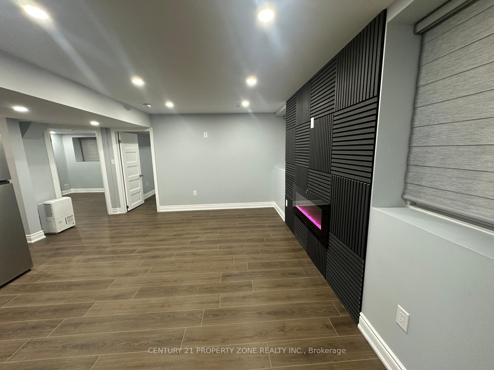 Photo 2 of Unit lower unit, 1394 lobelia Crescent, Milton, Walker — HOMEH