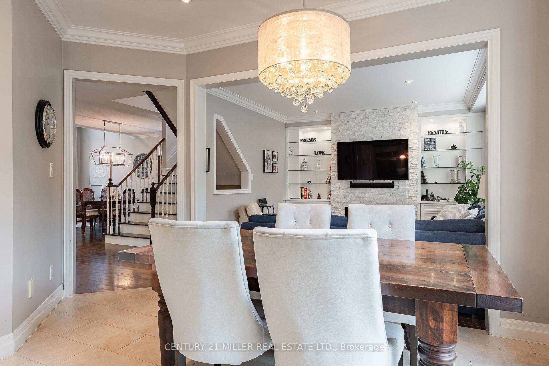 Photo 14 of 2124 Blackforest Crescent, Oakville, Westmount — HOMEH