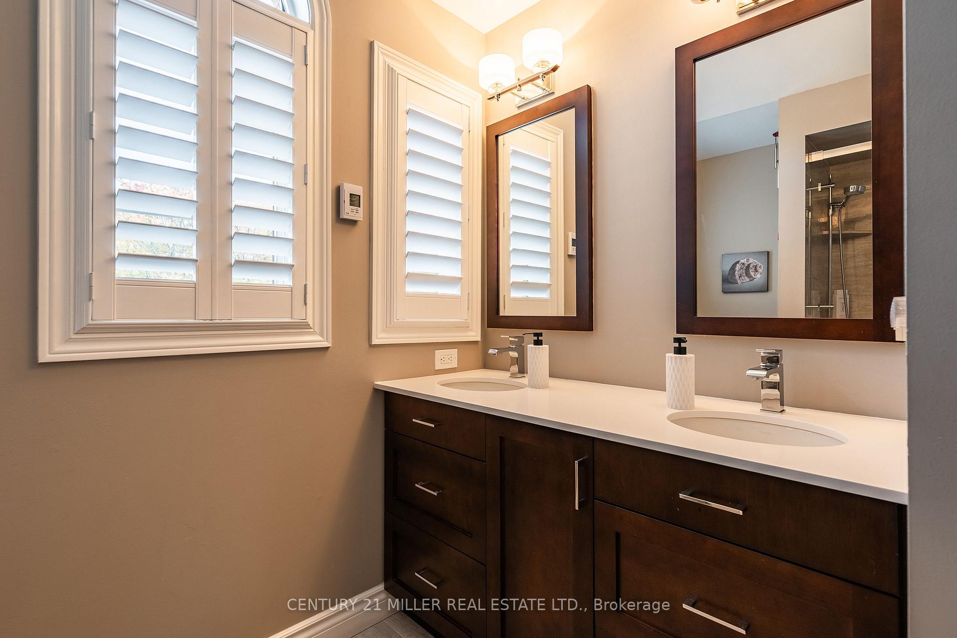 Photo 28 of 2124 Blackforest Crescent, Oakville, Westmount — HOMEH