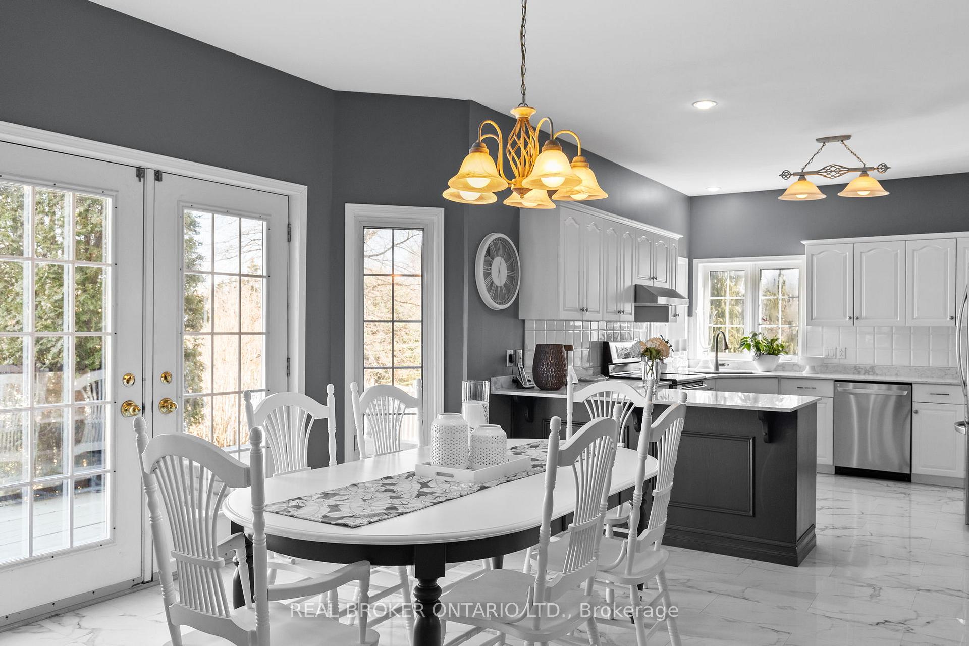 Photo 6 of 8670 Crayton Court, North Perth, Wallace — HOMEH