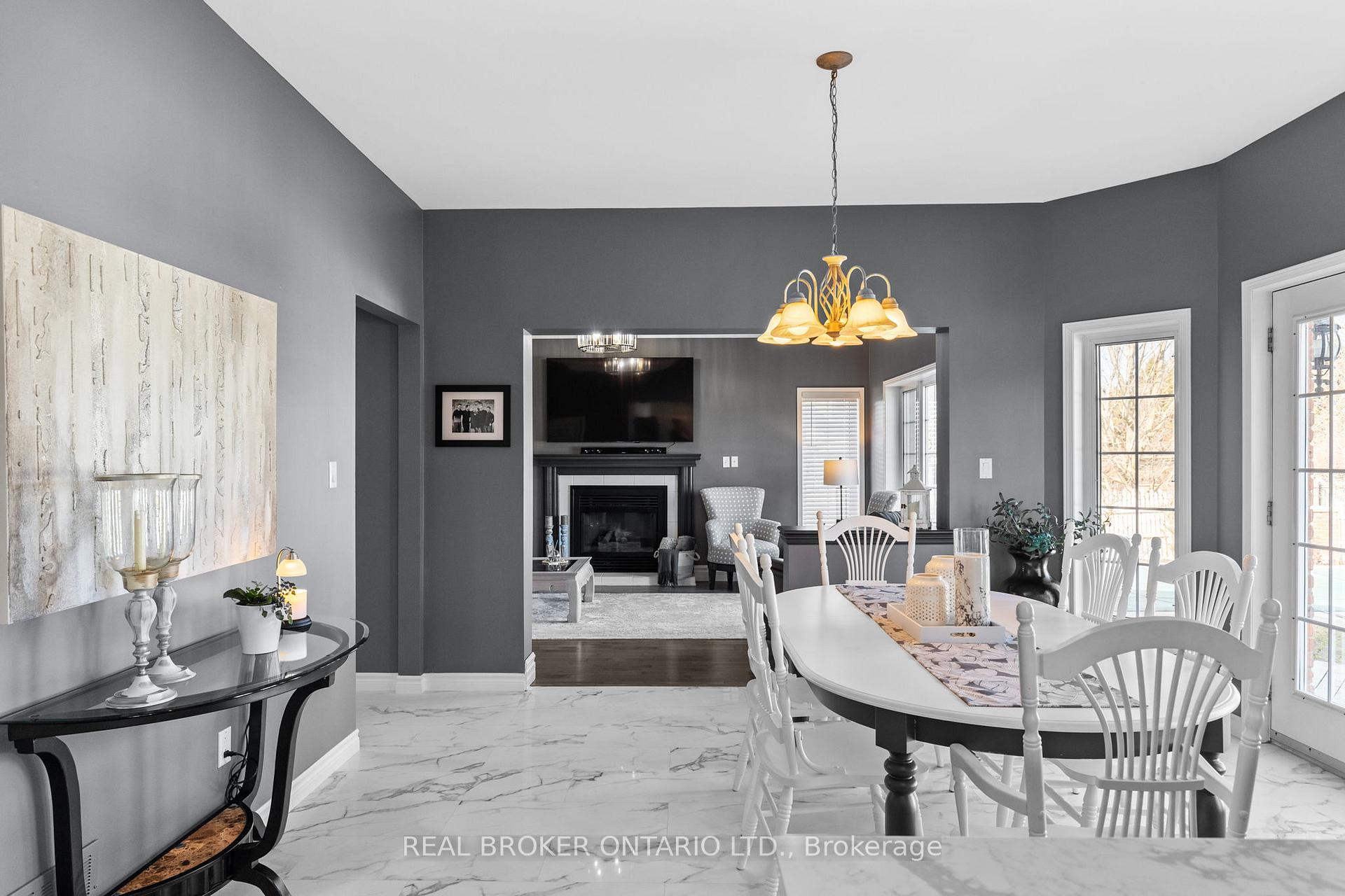 Photo 10 of 8670 Crayton Court, North Perth, Wallace — HOMEH