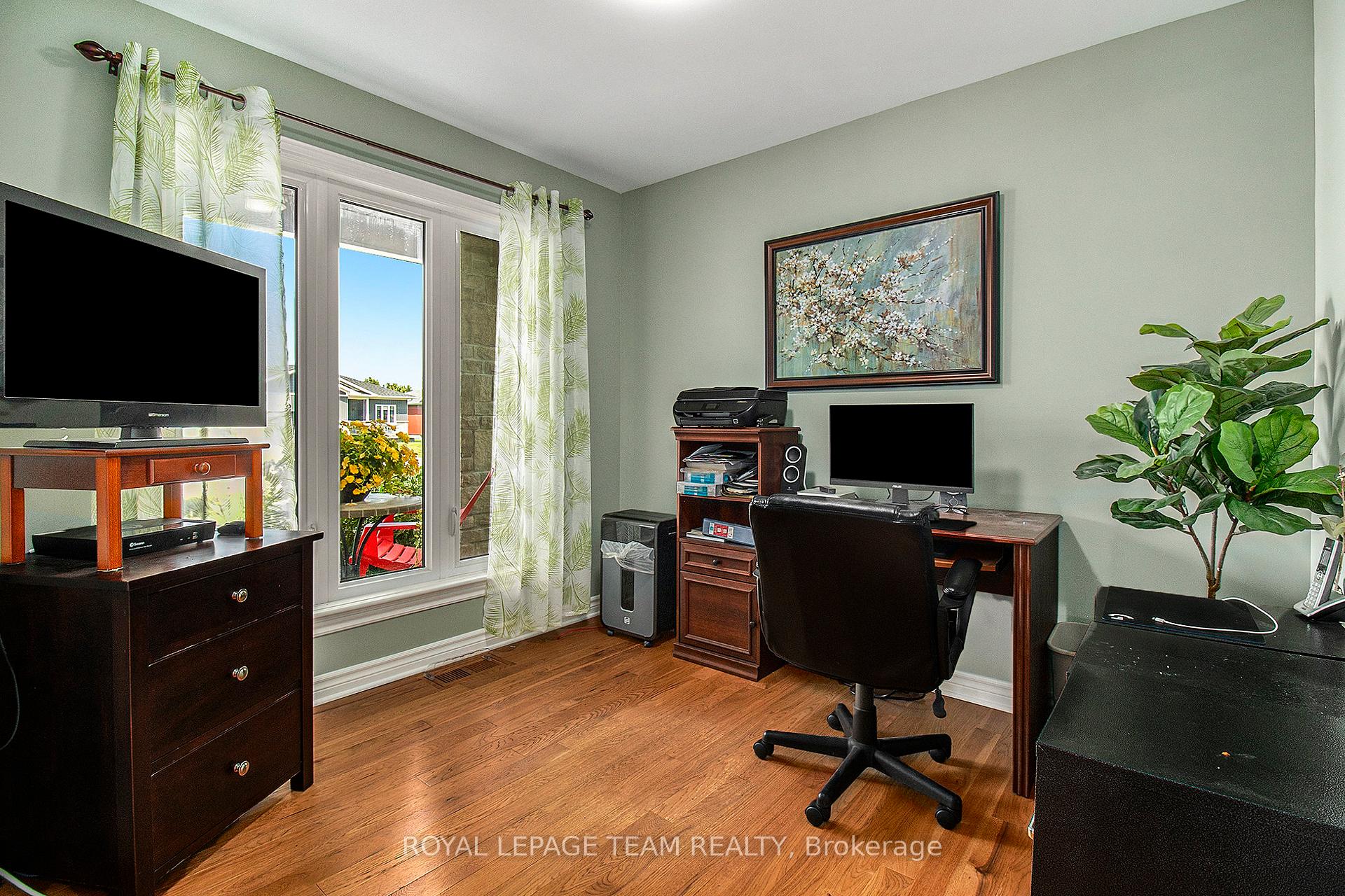 Photo 15 of 15 Wintonia Drive, North Dundas, Winchester — HOMEH