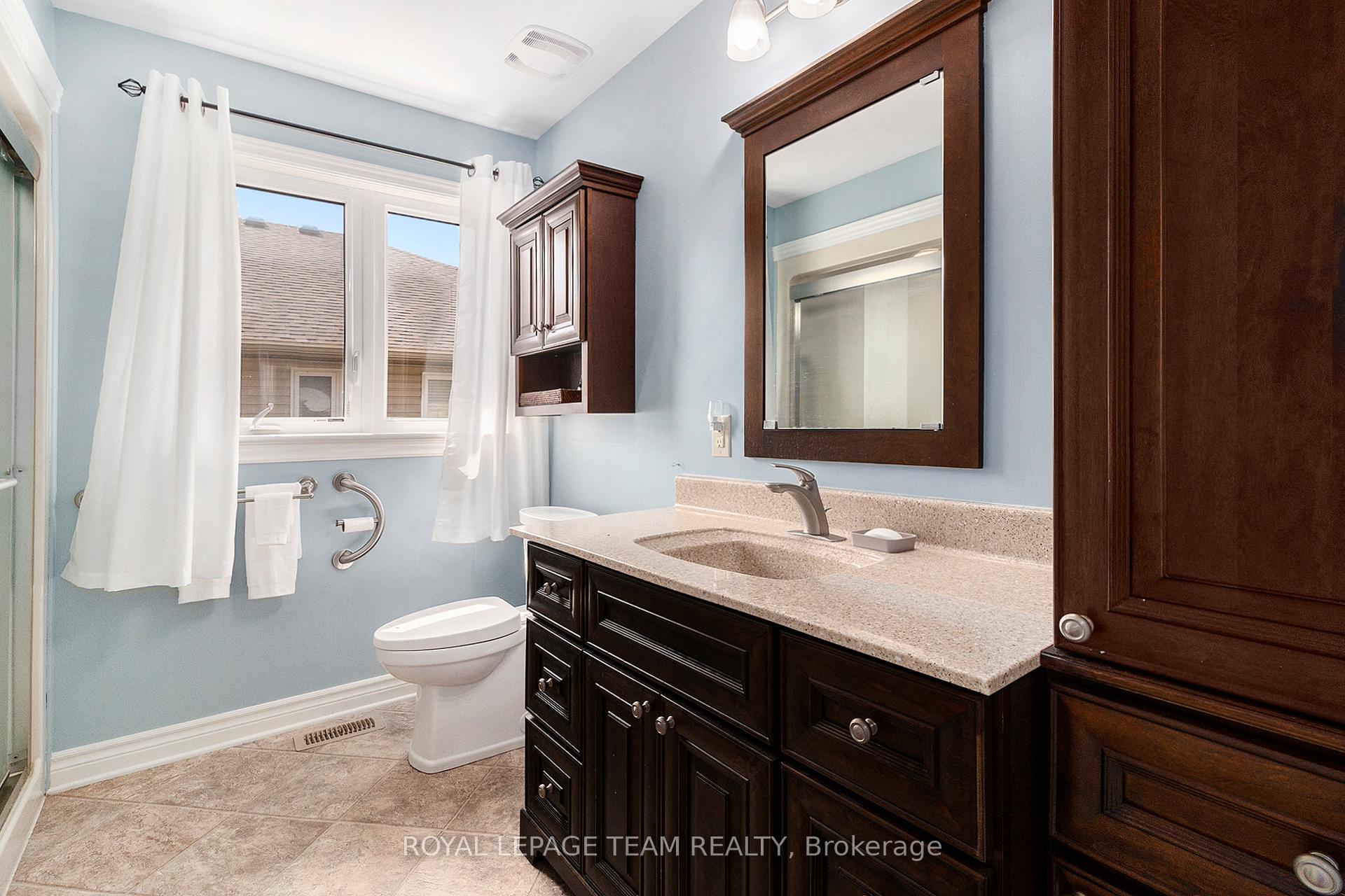 Photo 16 of 15 Wintonia Drive, North Dundas, Winchester — HOMEH