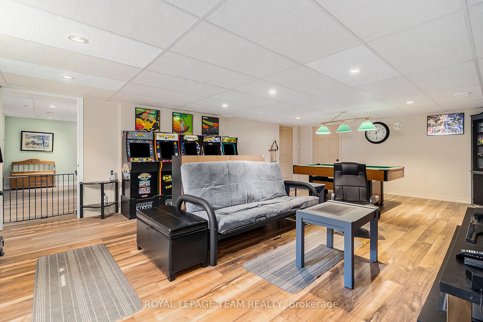 Photo 19 of 15 Wintonia Drive, North Dundas, Winchester — HOMEH