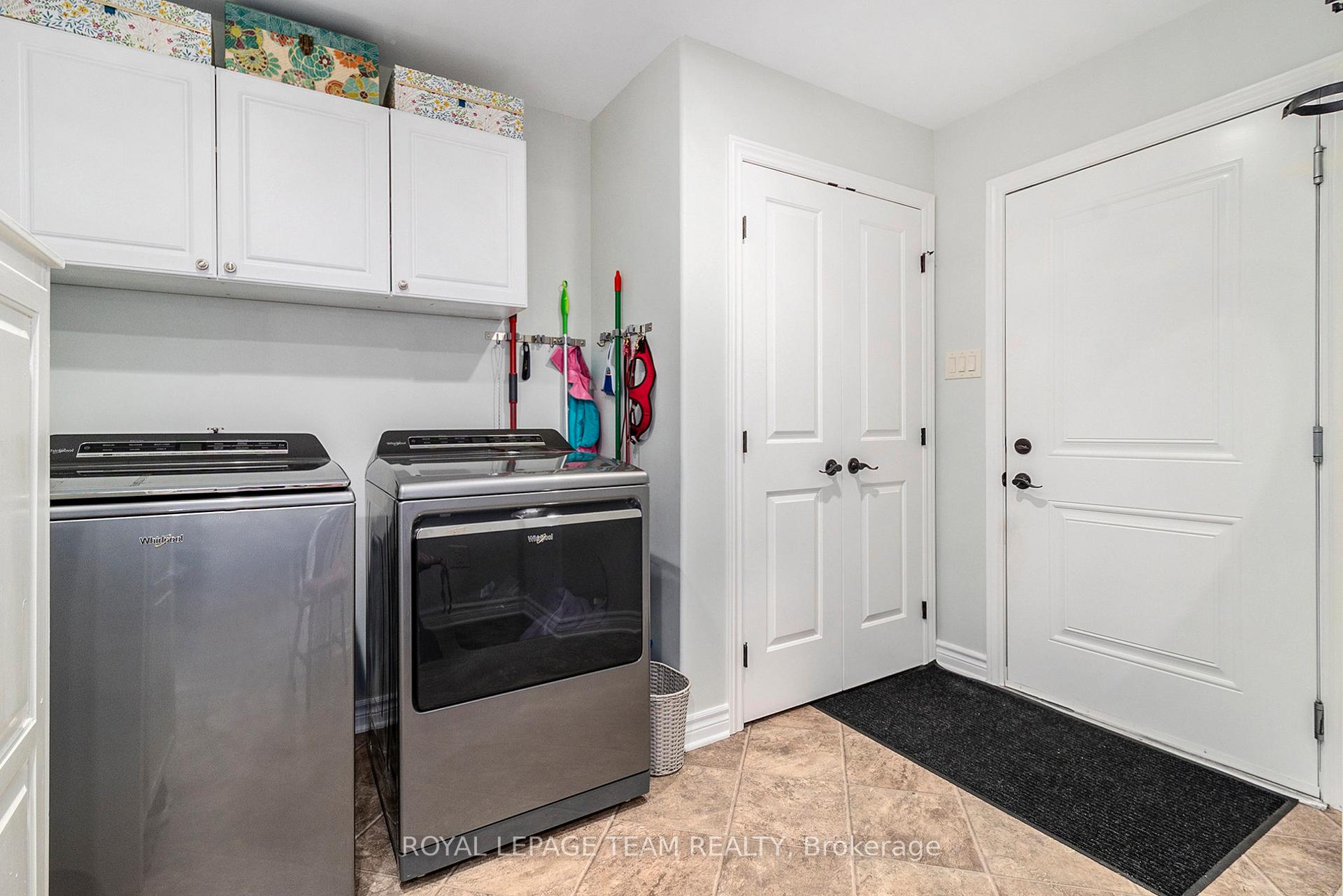 Photo 20 of 15 Wintonia Drive, North Dundas, Winchester — HOMEH