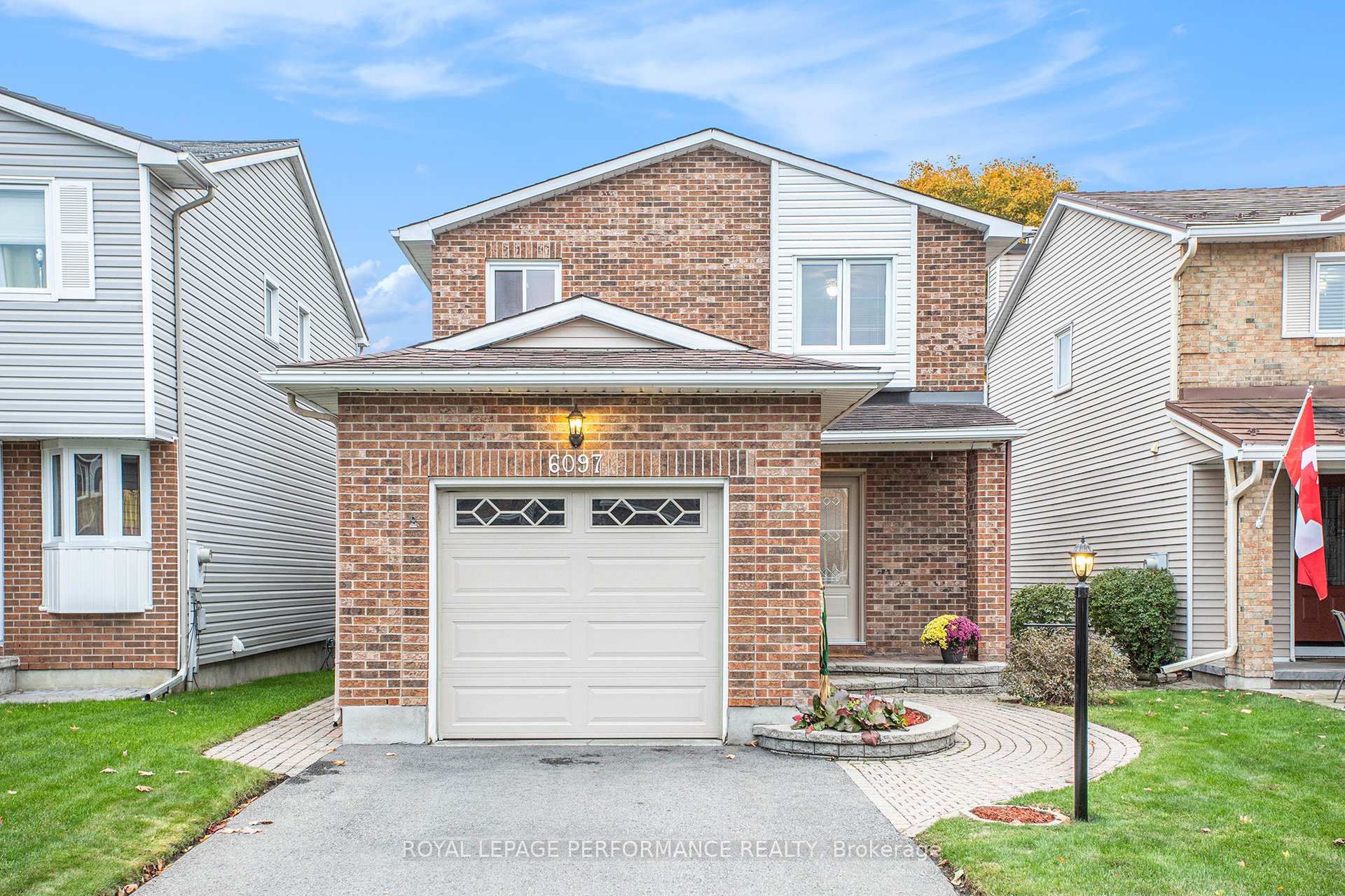 Photo 1 of 6097 Forestglen Crescent, Ottawa, Chapel Hill — HOMEH