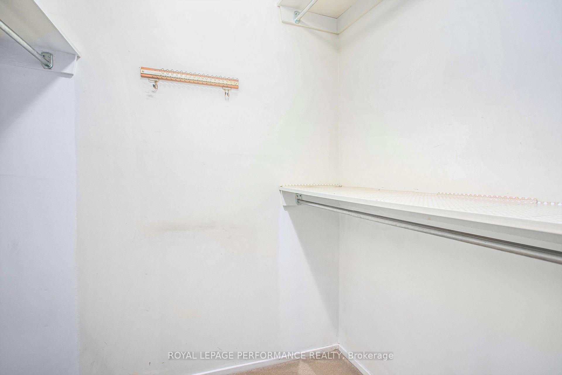Photo 23 of 6097 Forestglen Crescent, Ottawa, Chapel Hill — HOMEH