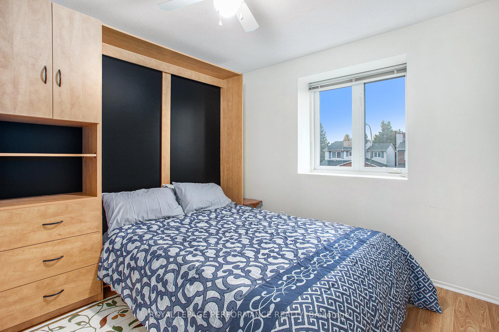 Photo 24 of 6097 Forestglen Crescent, Ottawa, Chapel Hill — HOMEH