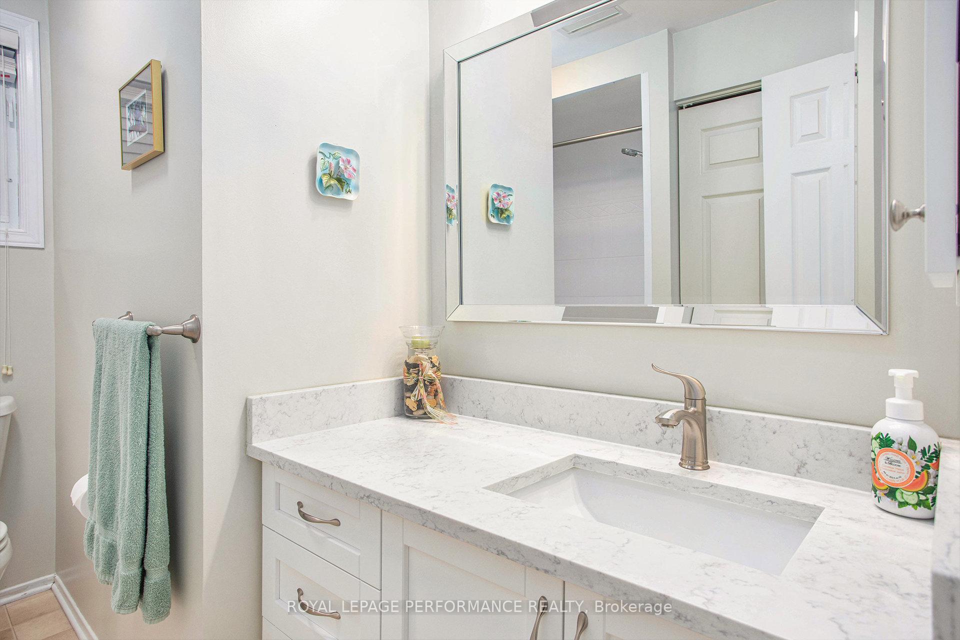 Photo 28 of 6097 Forestglen Crescent, Ottawa, Chapel Hill — HOMEH