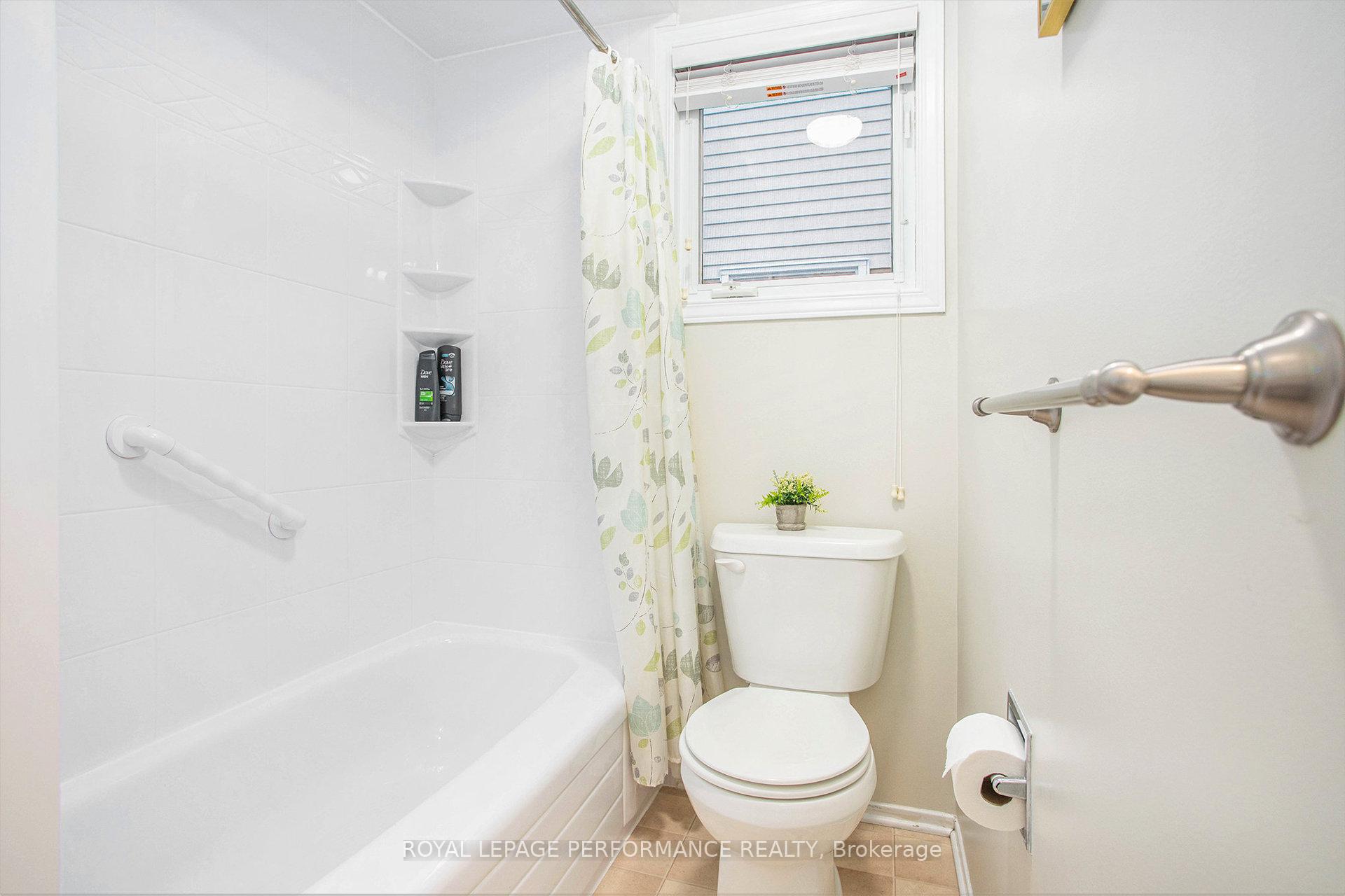 Photo 29 of 6097 Forestglen Crescent, Ottawa, Chapel Hill — HOMEH