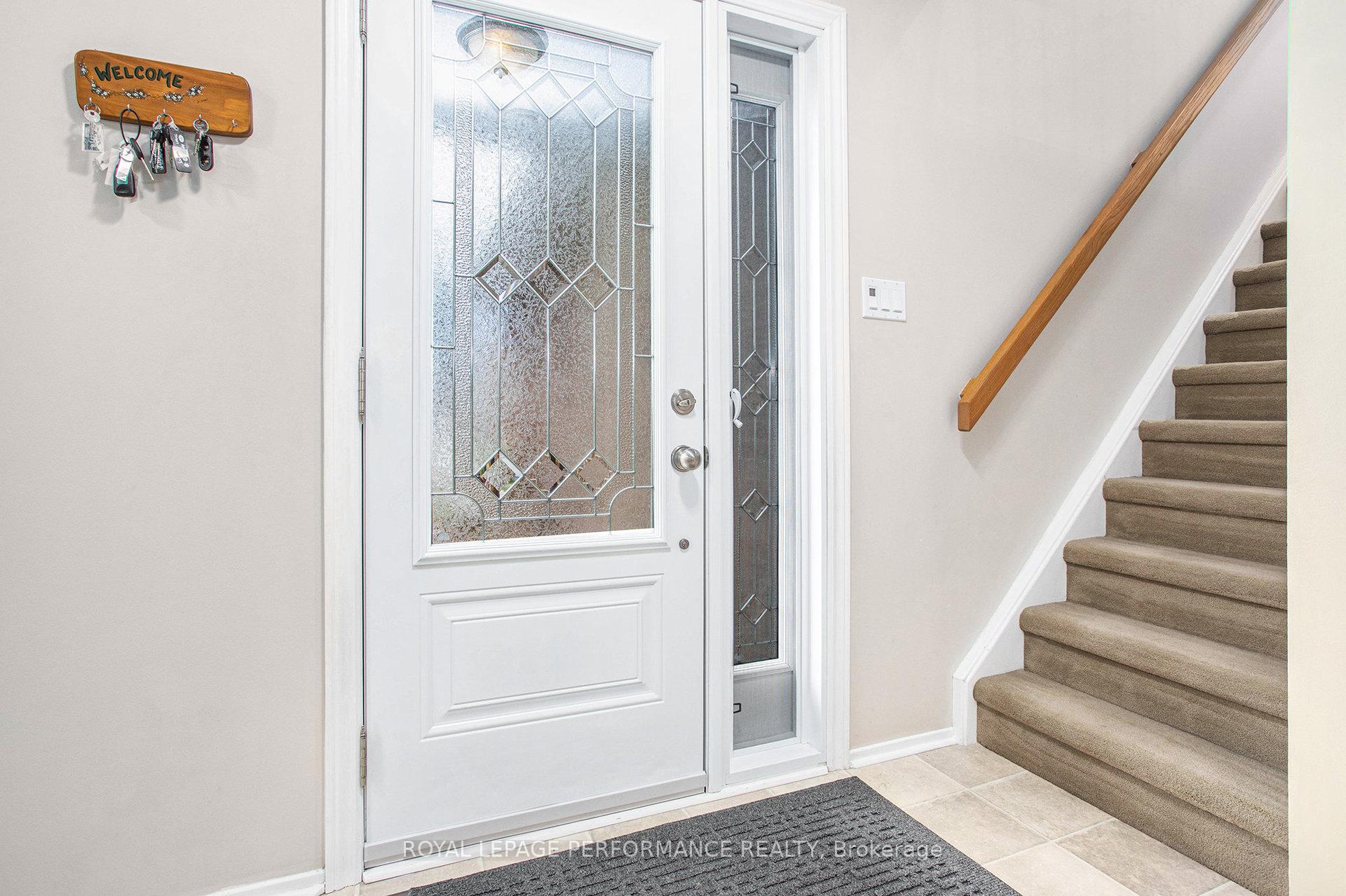 Photo 31 of 6097 Forestglen Crescent, Ottawa, Chapel Hill — HOMEH