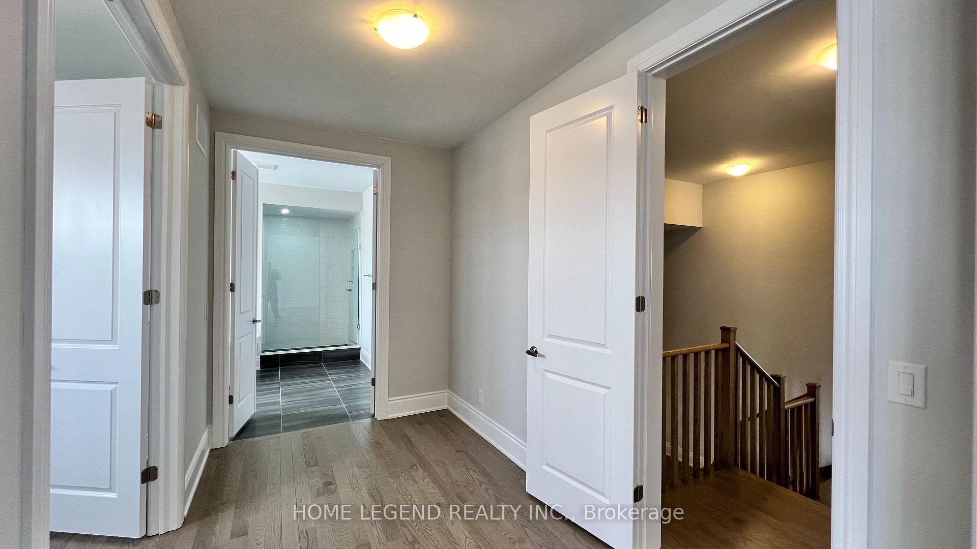 Photo 18 of 24 Meizhou Avenue, Markham, Angus Glen — HOMEH